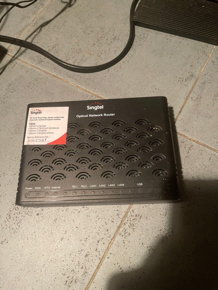 Singtel wifi router, Computers & Tech, Parts & Accessories, Networking ...