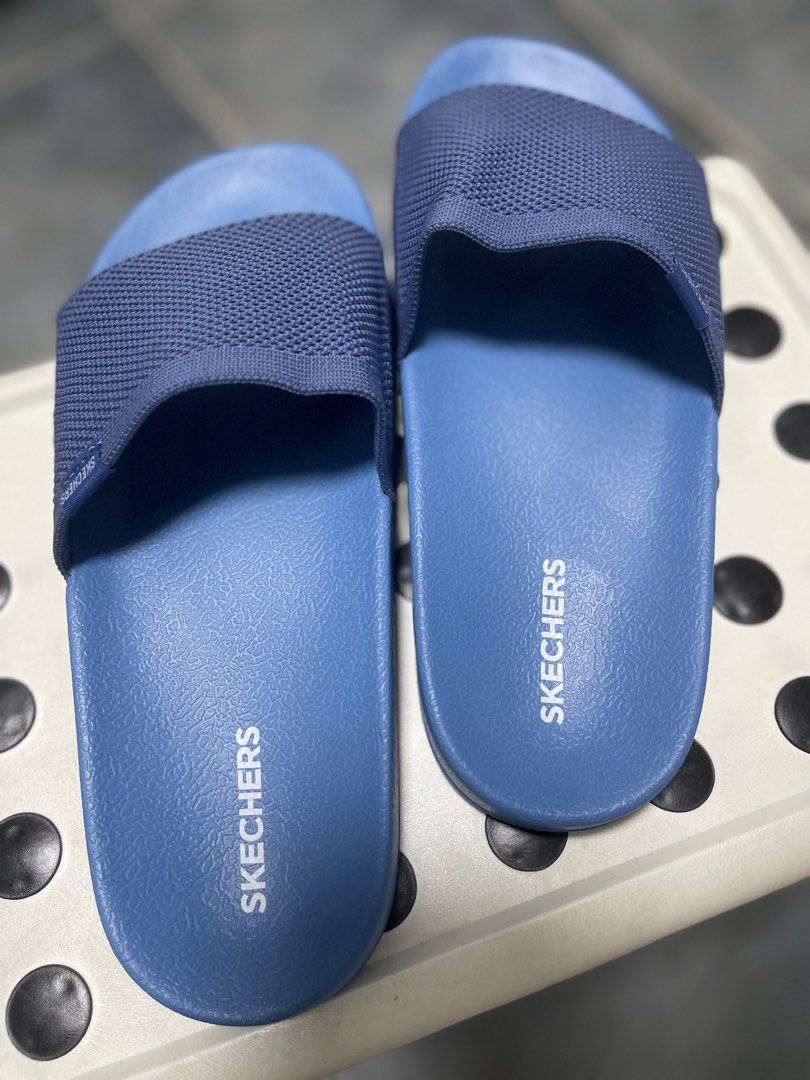 skechers slide slippers