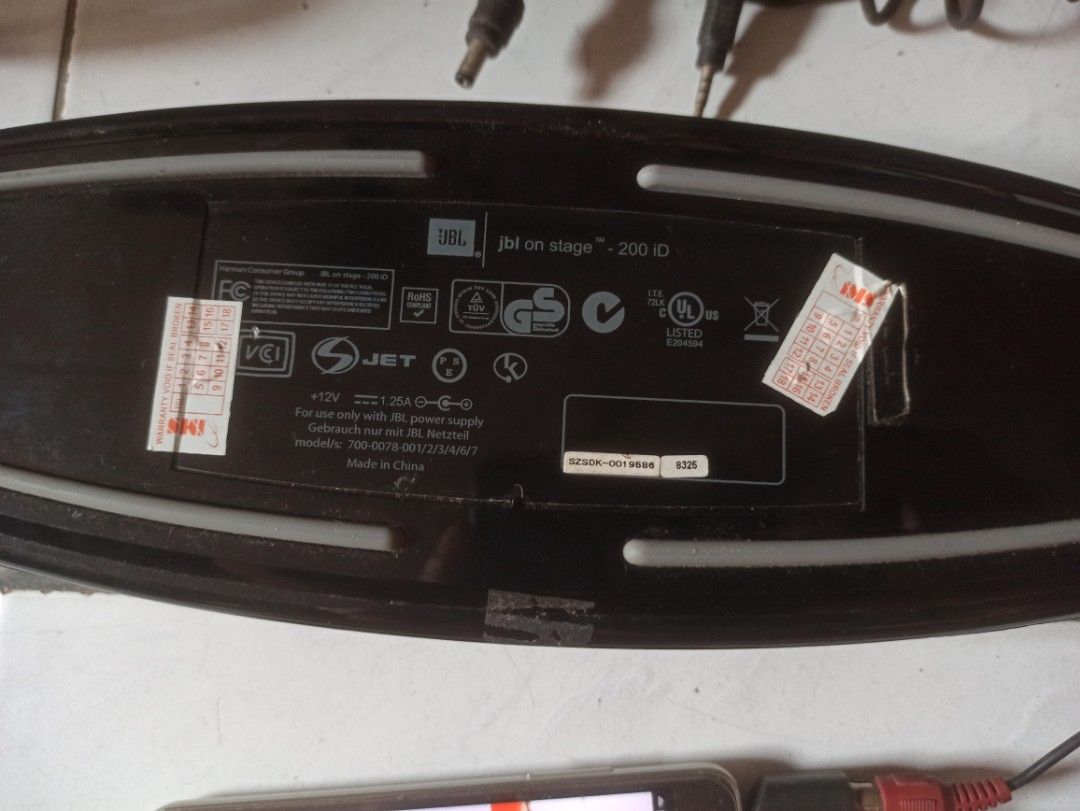 Speaker aktif JBL On Stage 200id, Elektronik, Audio di Carousell