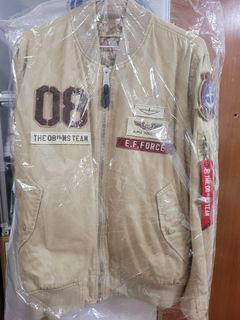 （分類：）位於 。 由 oscarlim46 提交（商品編號 1261275227，圖片 1）。簡介： 。