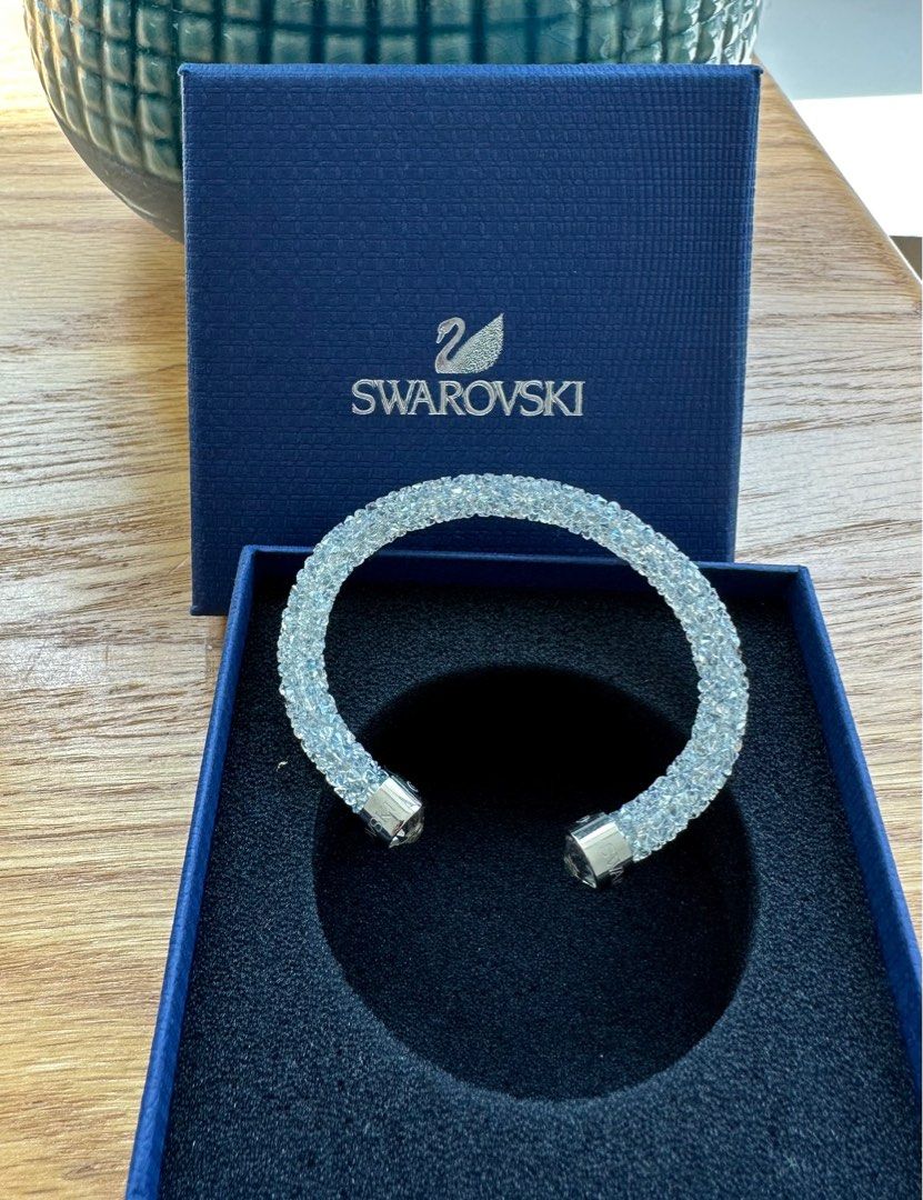 Child hot sale swarovski bracelet