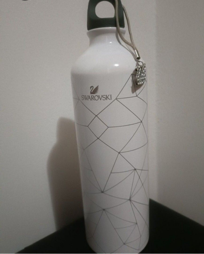 Swarovski Water Bottle With Crystallized Swan Charm