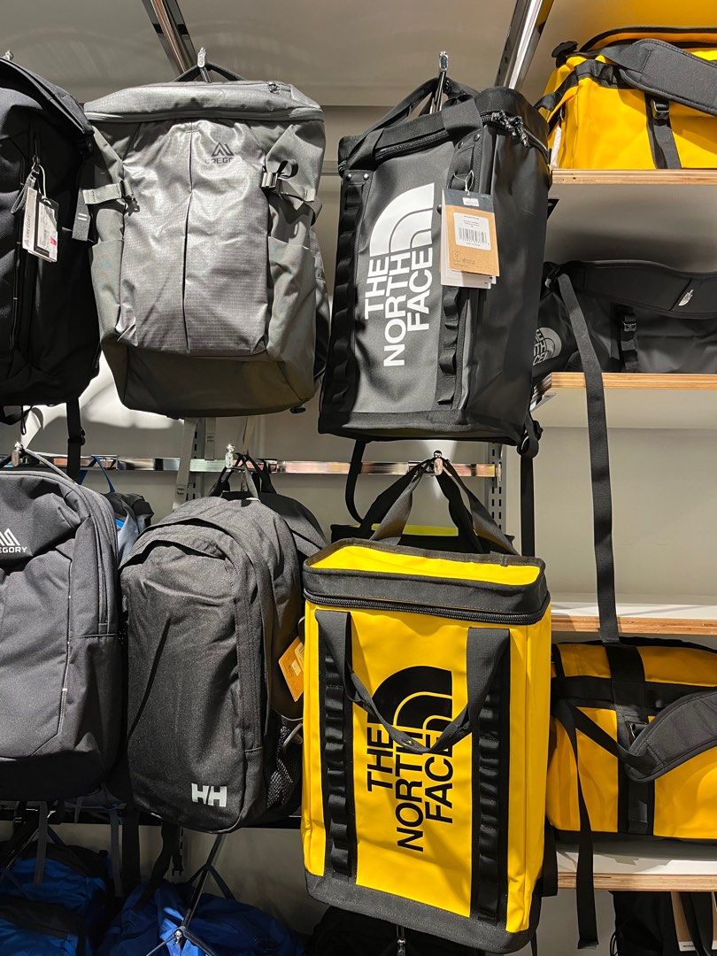 The North Face Backpack Men s Fashion Bags Backpacks on Carousell