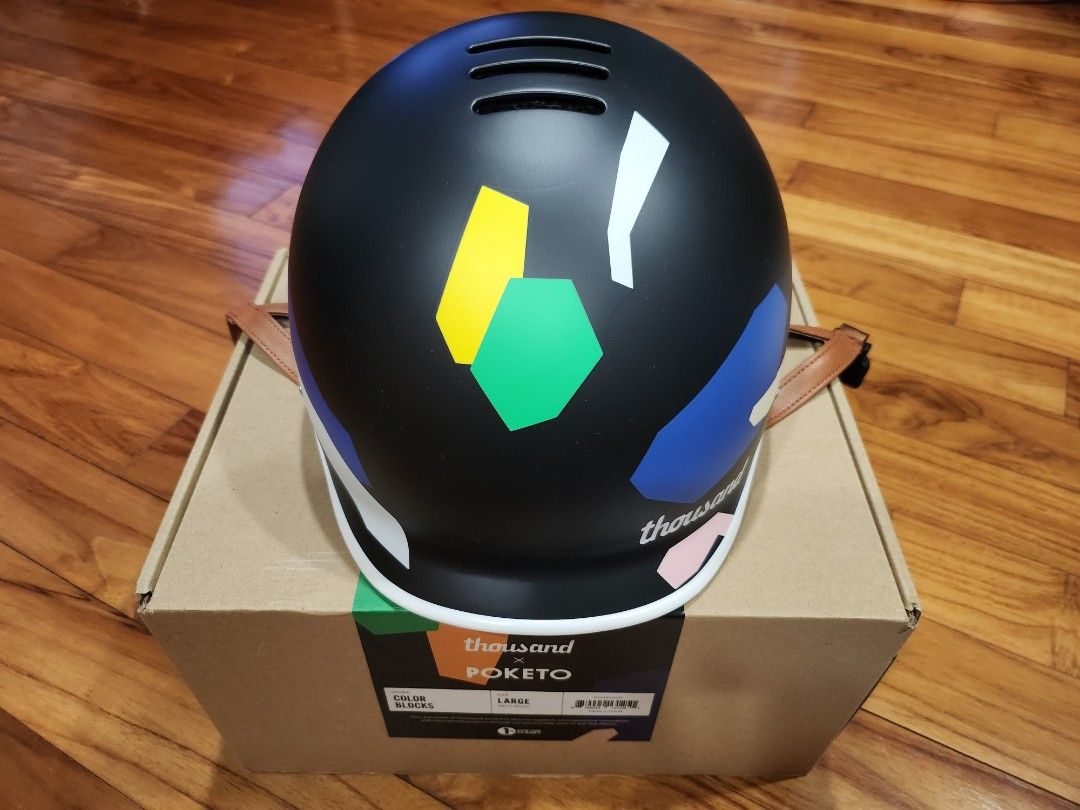 Poketo thousand helmet top