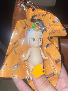 (Category: ) located in . Submitted by a_declutterss (Listing ID 1261219399, Image 1). Description: .