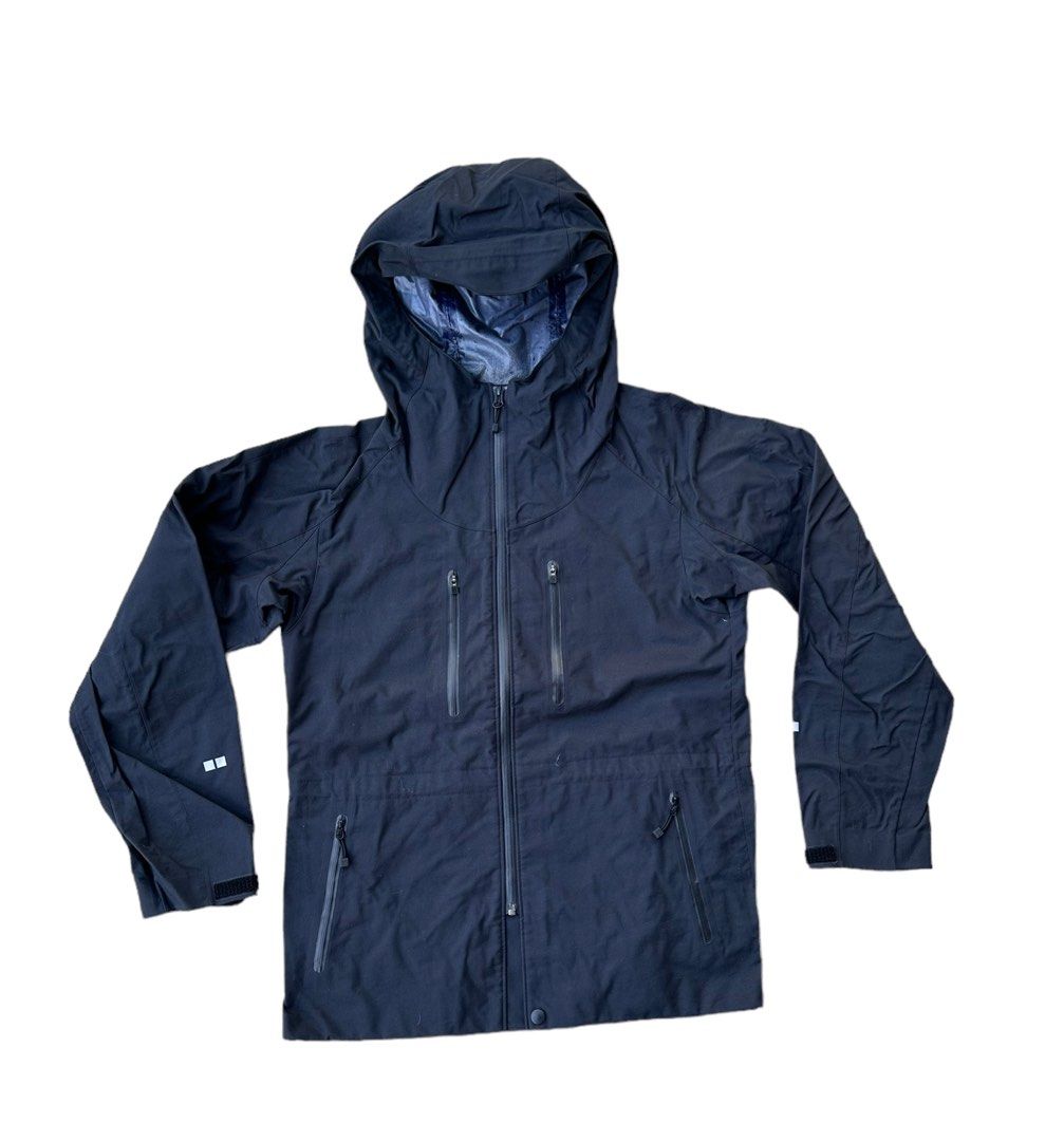 Uniqlo waterproof jacket hoodie Men s Fashion Coats Jackets and