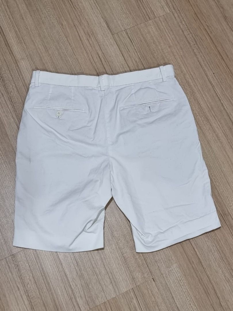 Uniqlo best sale white shorts