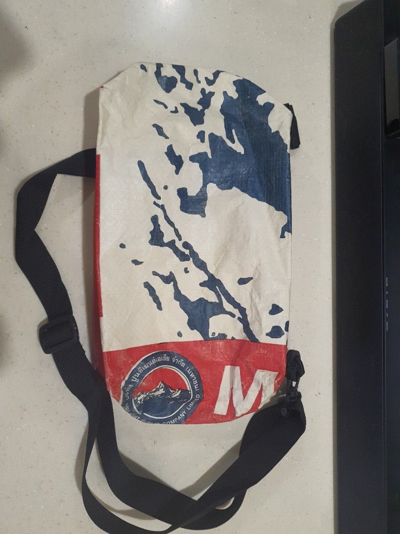Plastic sling bag top