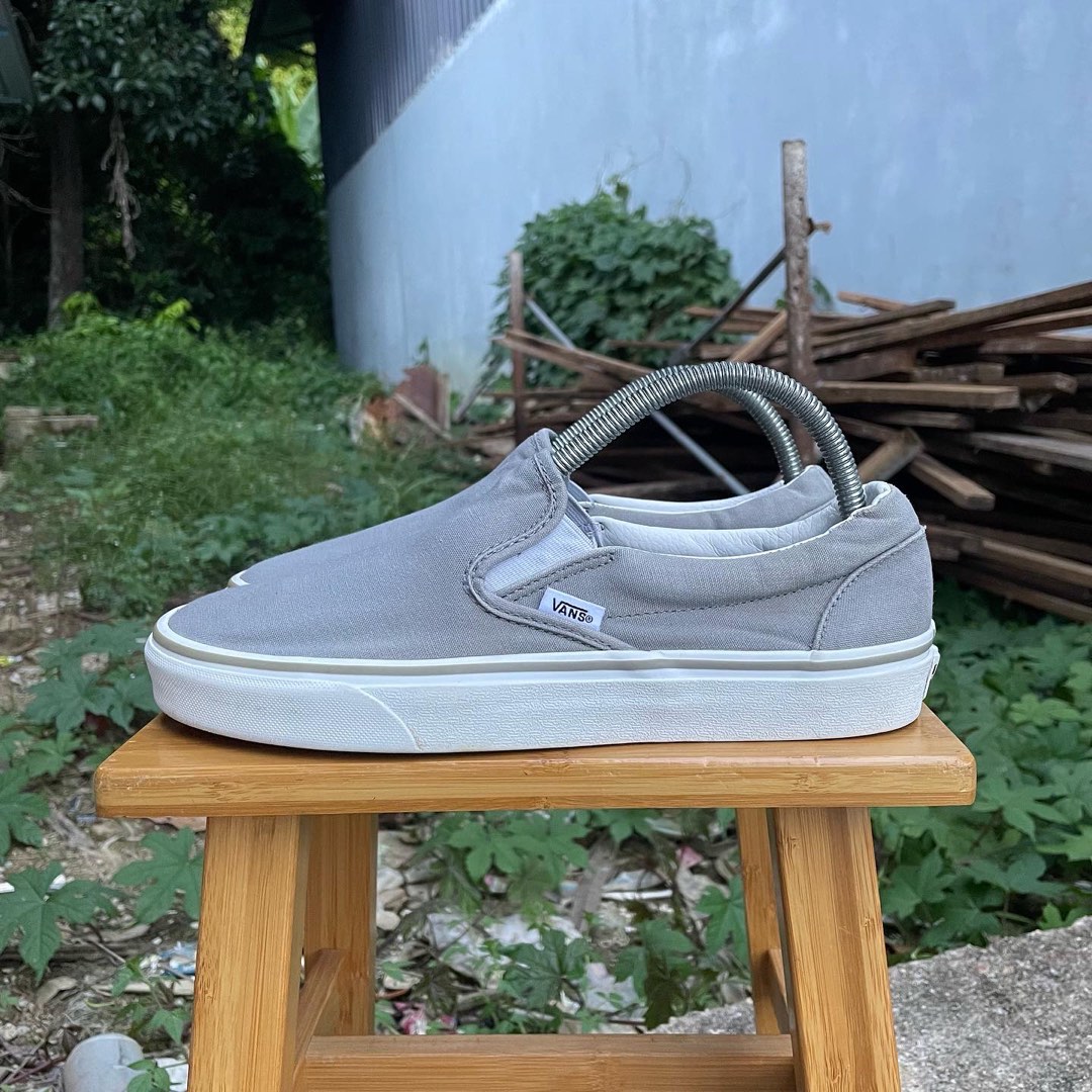 Vans dove grey slip store on