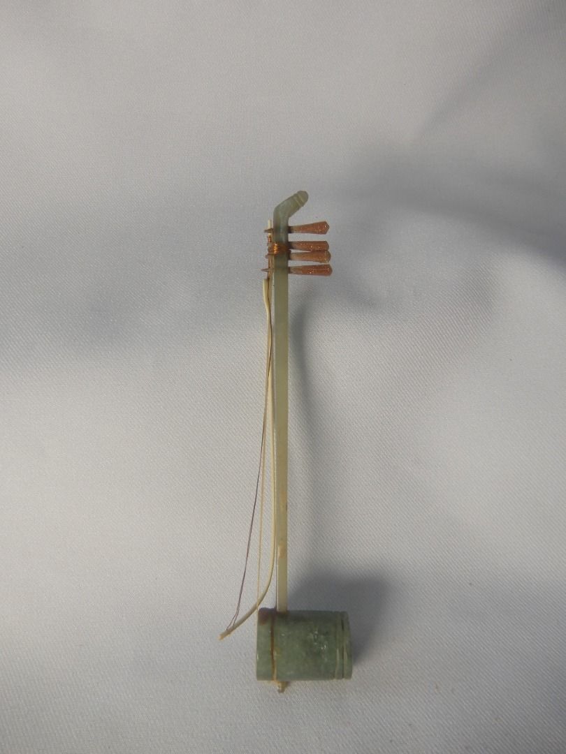 Vintage Chinese semi precious stone miniature musical string ...