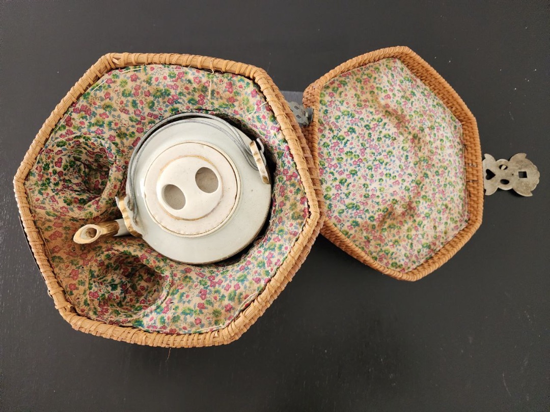 Vintage Teapot Warmer, Hobbies & Toys, Collectibles & Memorabilia