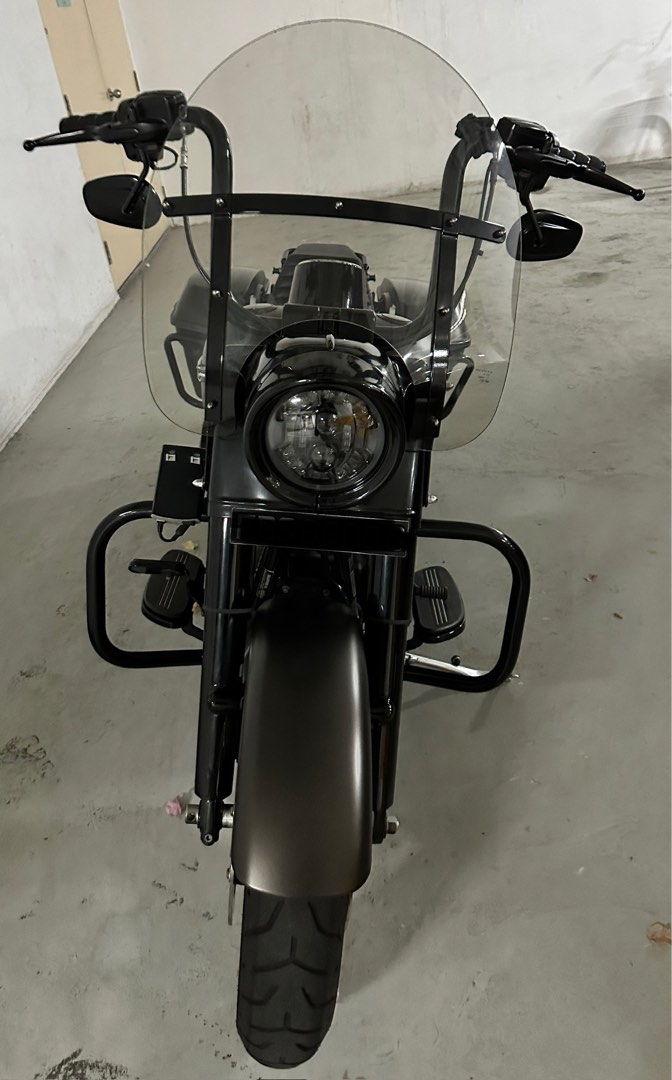 2018 road sales king special windshield