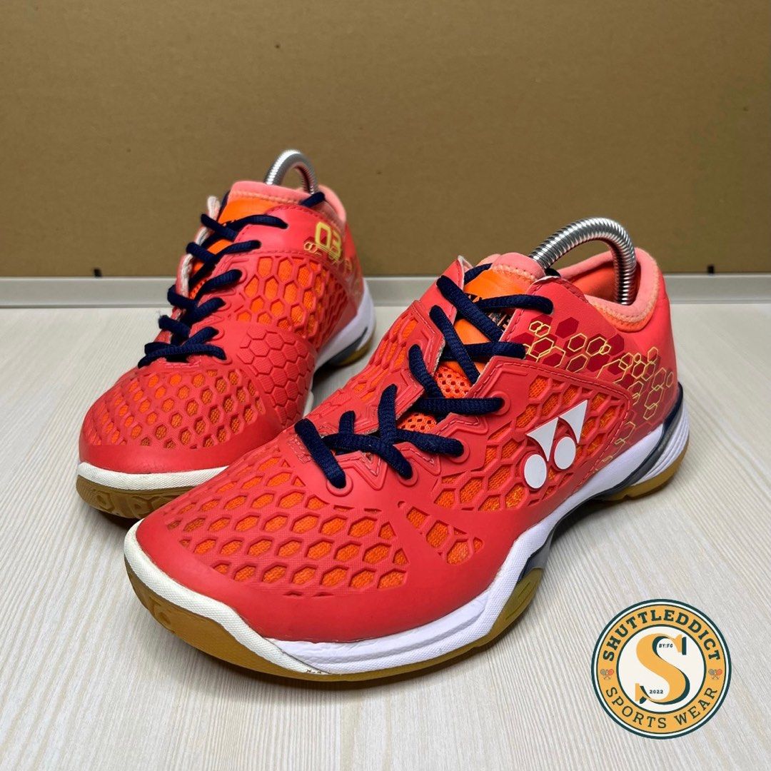 YONEX SHB 03