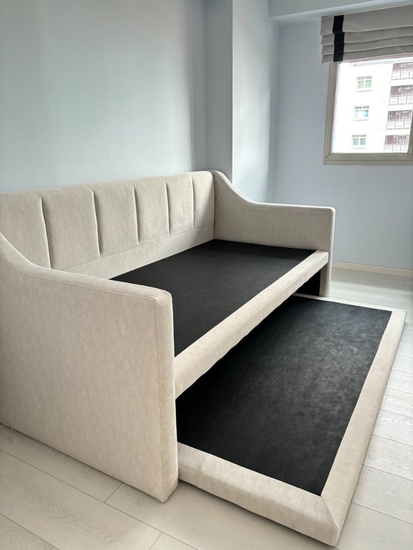 FIRE SALE!!! 3 in 1 Fabric Daybed Pull Out Bed Frame (Premium Material