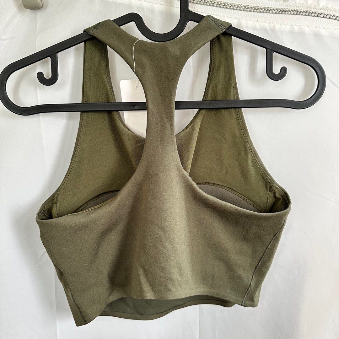 AYBL sport bra and shorts activewear full set, 女裝, 運動服裝- Carousell