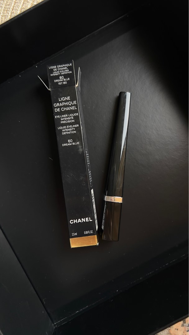 全新Chanel Eyeliner 眼線液藍色, 美容＆個人護理, 健康及美容- 皮膚