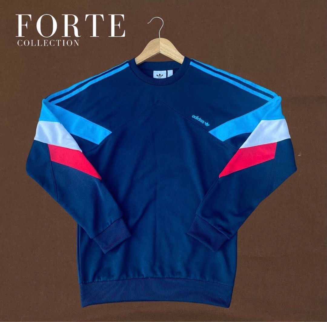 ADIDAS CREW NECK LONG SLEEVE (Category: Coats, Jackets and Outerwear) located in Cavite. Submitted by jaybee28 (Listing ID 1261506705, Image 1). Description: ADIDAS CREW NECK LONG SLEEVE Forte collection Brand: ADIDAS Size: SMALL ON TAG FIT UP TO MEDIUM Measurements: W20 x L27 Condition: GOOD AS BRAND NEW Issue: None Price: Brand Adidas Size M / EU 50 / UK 40 / US 40 Type Sweater.