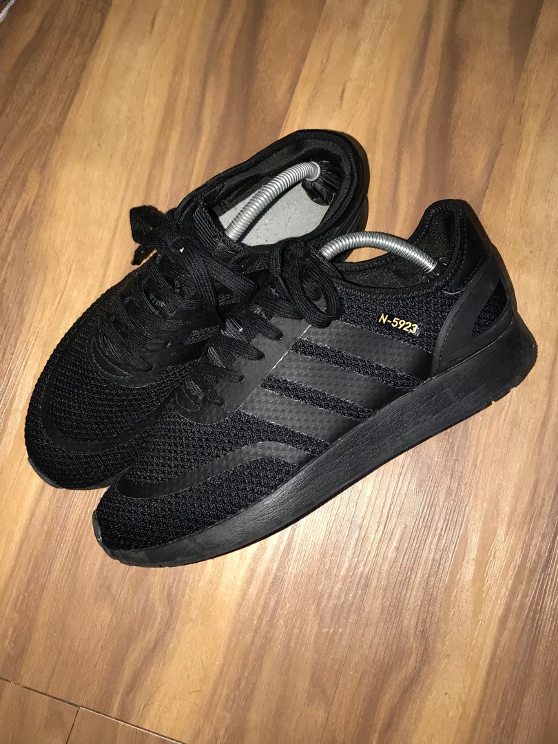 Adidas n 5923 triple black store
