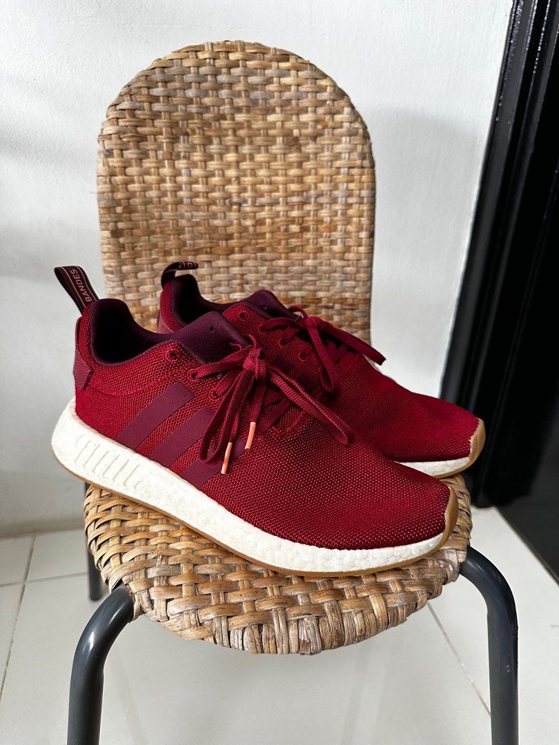 Adidas nmd r2 collegiate burgundy store