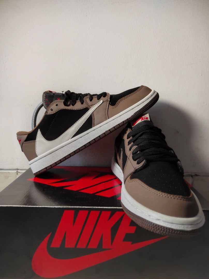 Aj Low travis scott size 41 26 cm Like new