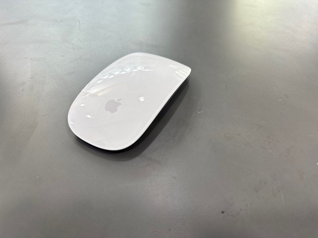 Apple Magic Mouse 2代香港行原裝正品可以放心購買可以放心使用鋪頭開
