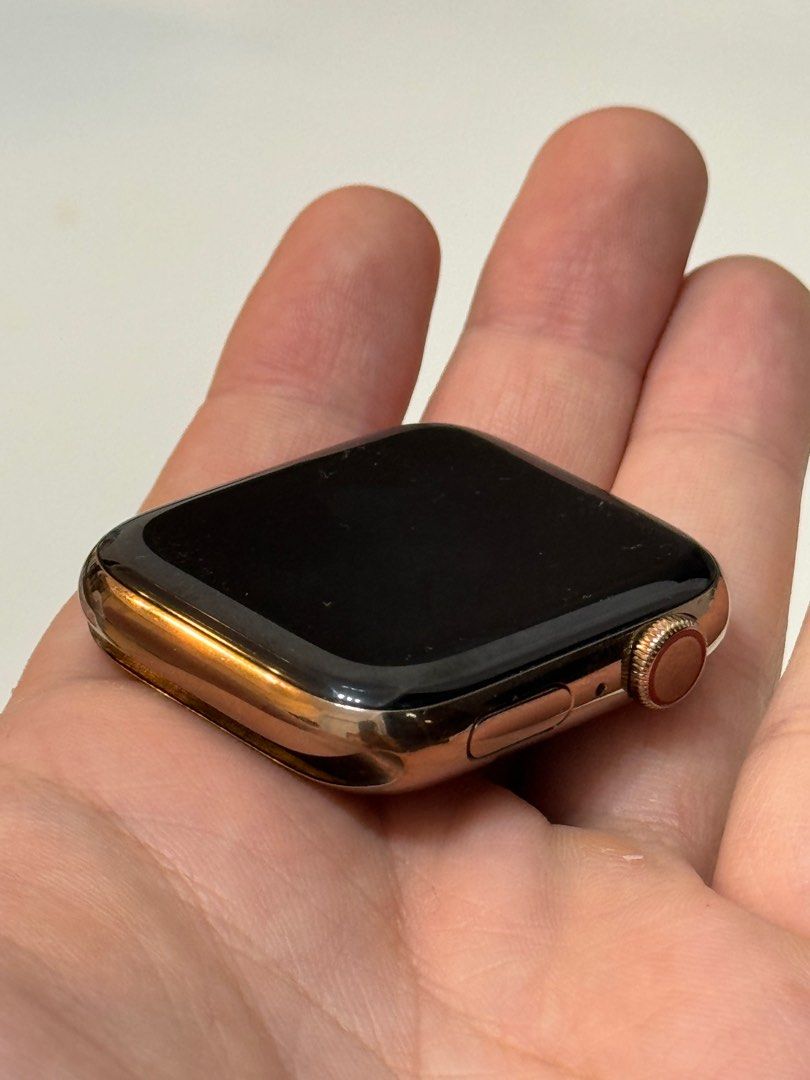 Apple Watch Series 5 Gold Stainless Steel 45mm 2 straps Mobile