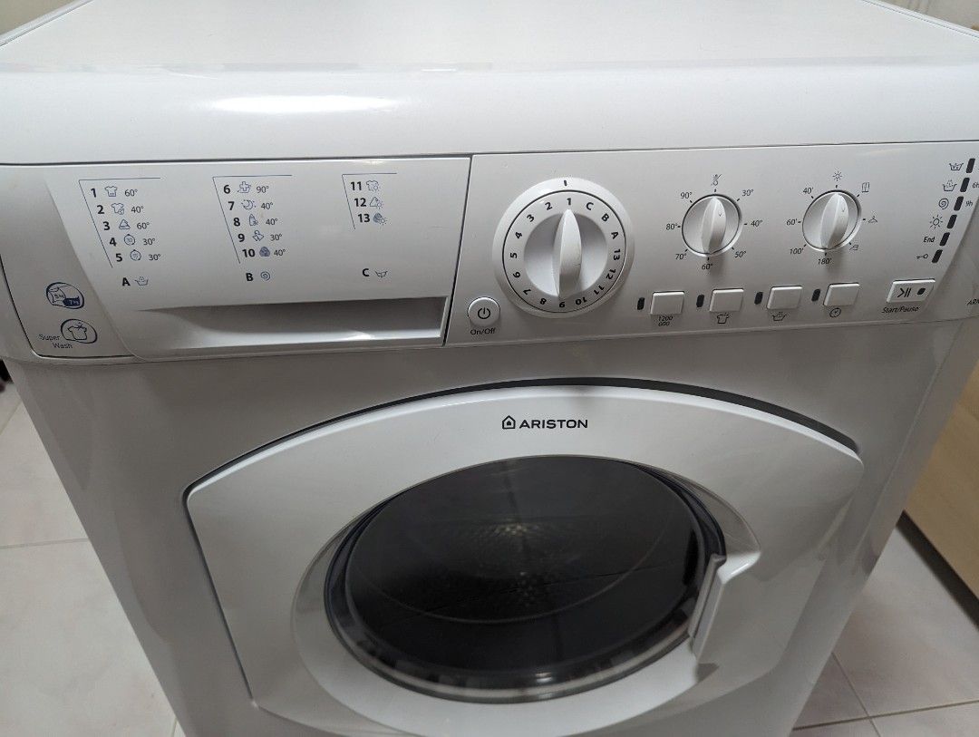 Ariston washing machine + dryer, TV & Home Appliances, Washing Machines