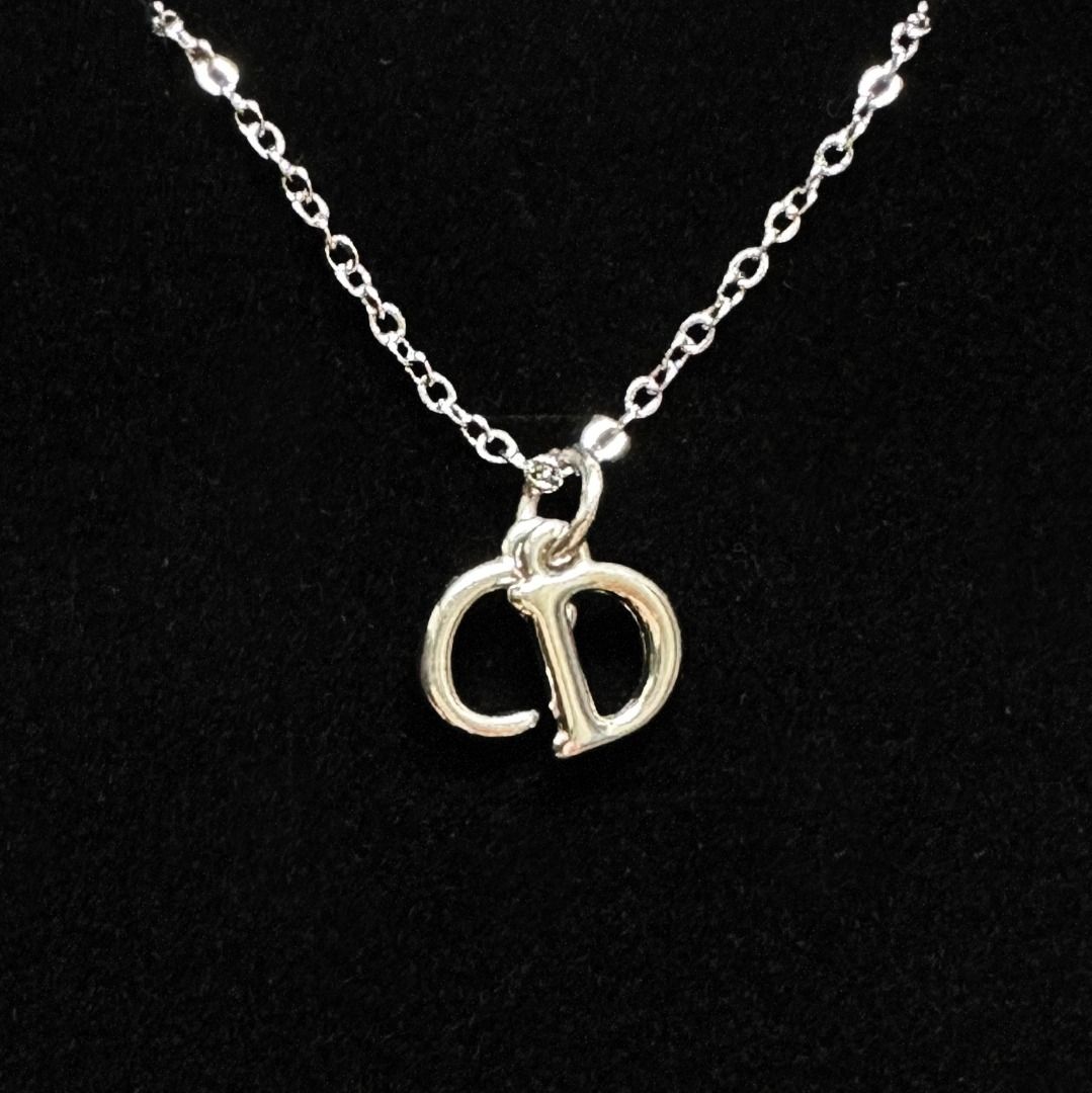D charm necklace outlet