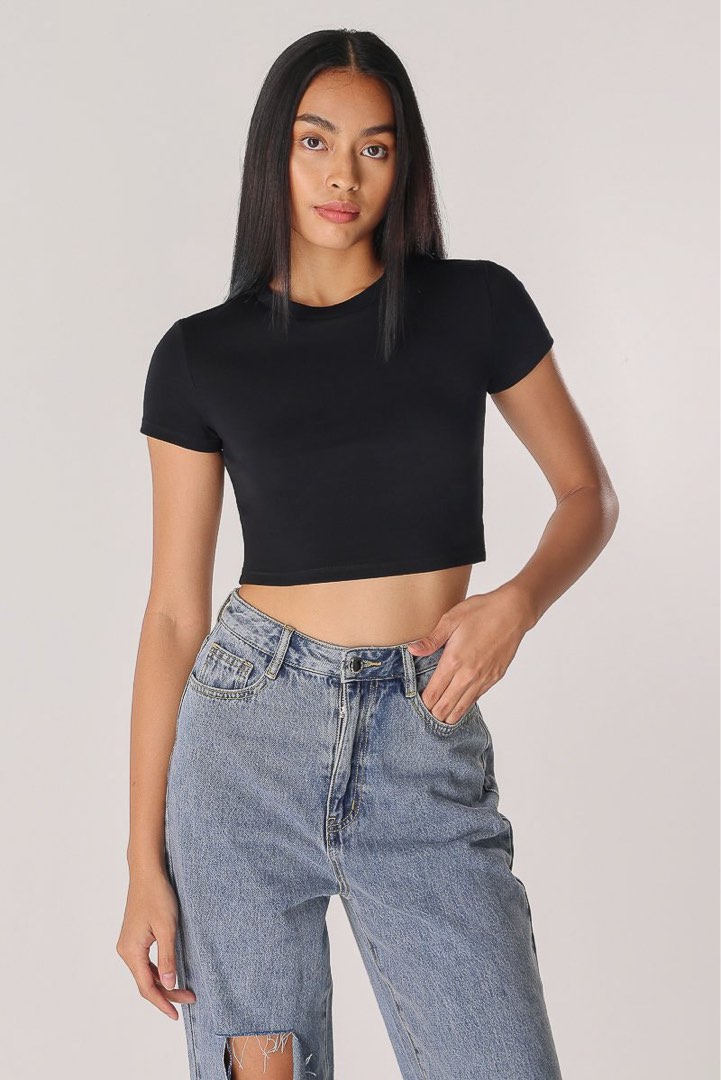 Basic Boxy Crop Tee