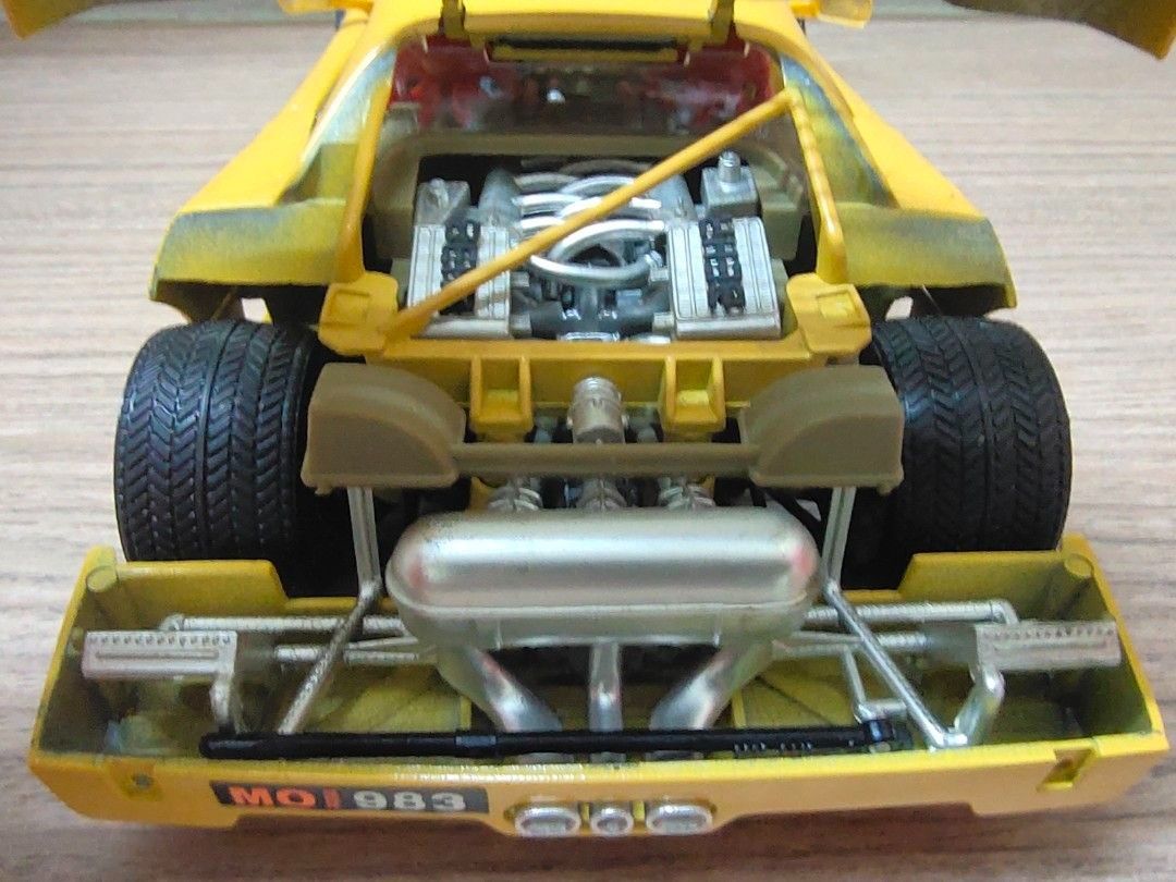 bburago Ferrari f40 1/18 , Hobbies & Toys, Collectibles ...
