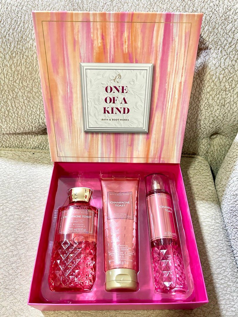 Bath & Body Works Bath and Body Works Champagne Toast Super Smooth Lotion  Sets Gift For Women 8 Oz -2 Pack (Champagne Toast) 16 Fl Oz