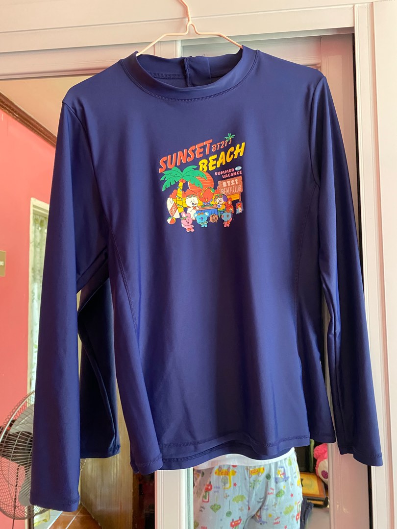 Bench BTS Rushguard, Women's Fashion, Swimwear, Rash guard on Carousell