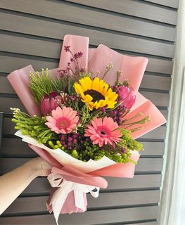 (Category: ) located in . Submitted by flowerandhamper (Listing ID 1261382221, Image 1). Description: .