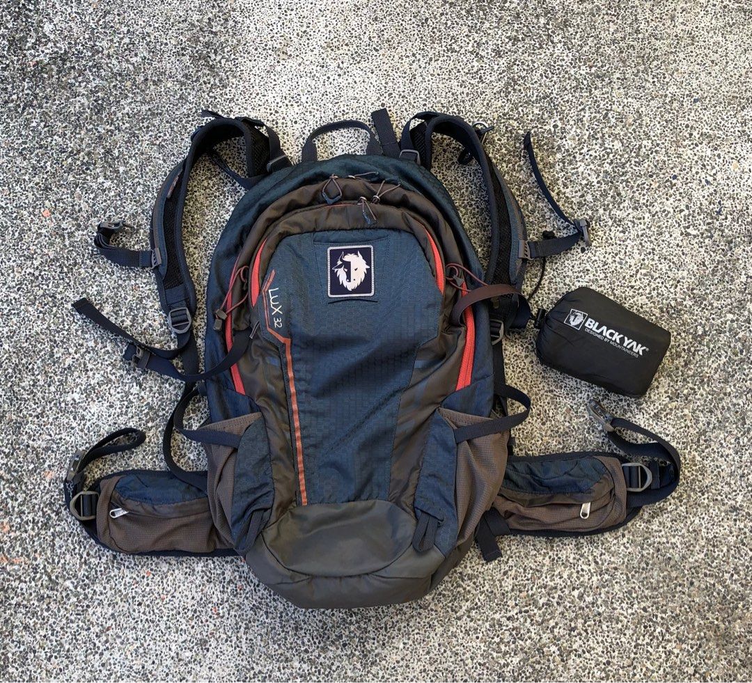 Black yak store backpack price