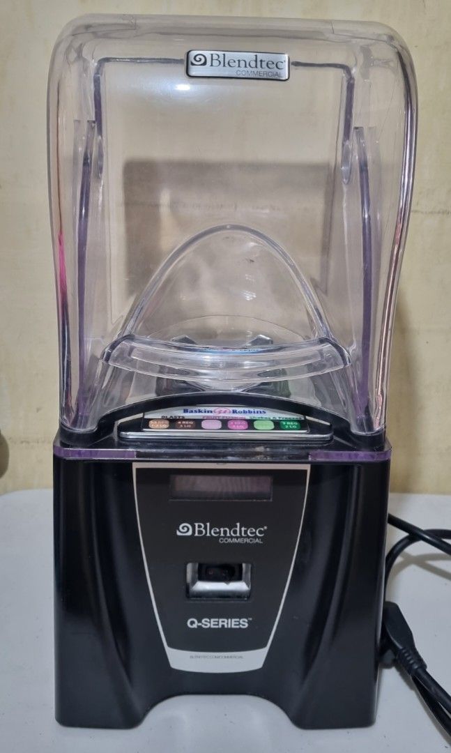 Blendtec QSeries Commercial Blender with brand new insert blender, TV & Home Appliances