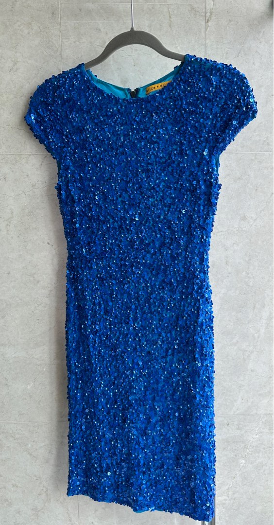 Alice and olivia 2025 blue sequin dress