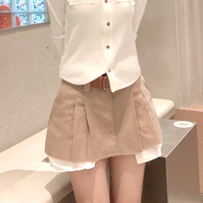 BN High Waisted Pleated Skort Skirt with Exposed Pockets in Khaki