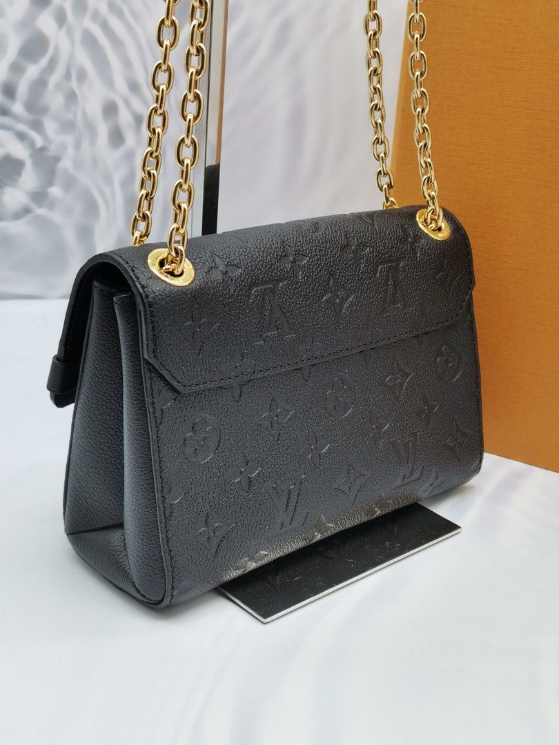 Louis vuitton black online bag with gold chain