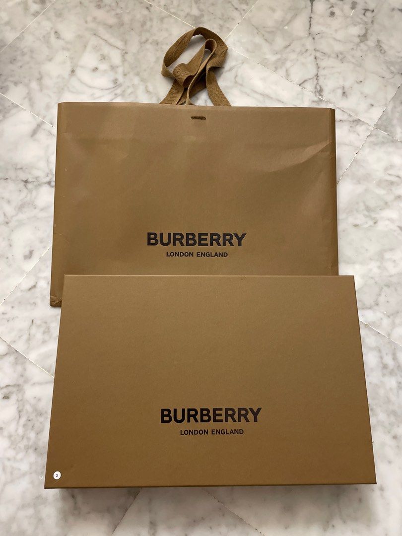 Burberry scarf deals box for sale