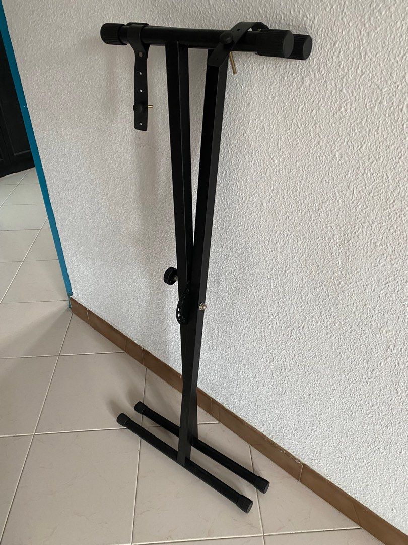 Casio keyboard with stand and chair, Hobbies & Toys, Music & Media