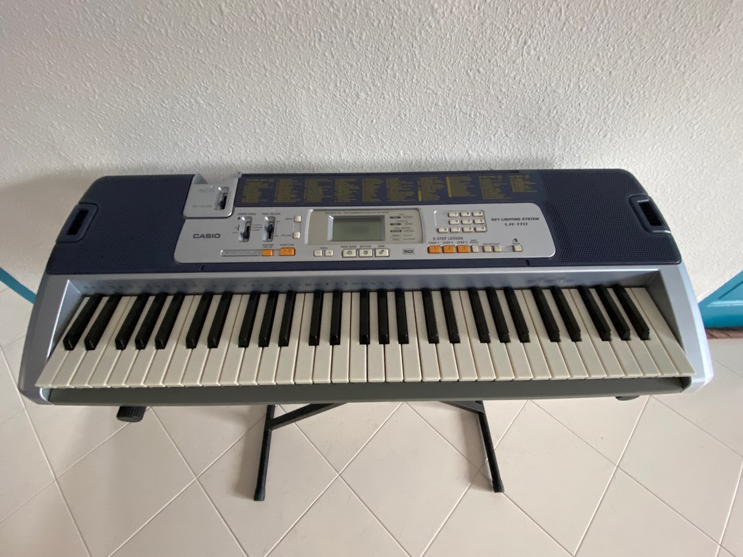 Casio keyboard with stand and chair, Hobbies & Toys, Music & Media