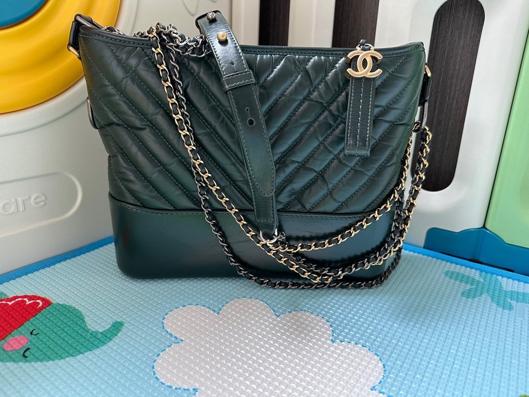 Chanel Gabrielle Bag, 名牌, 手袋及銀包- Carousell