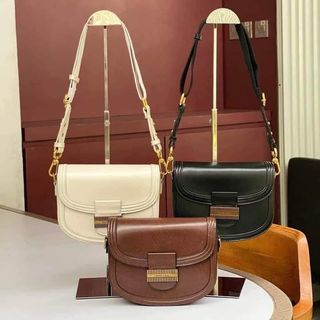 (Category: ) located in . Submitted by accessorixs (Listing ID 1261469370, Image 1). Description: .