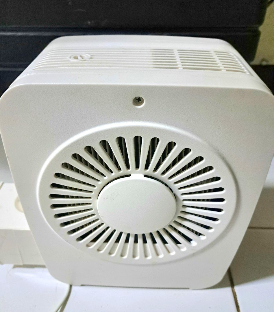 Cherry Ionizer and Air Purifier and Humidifier TV Home