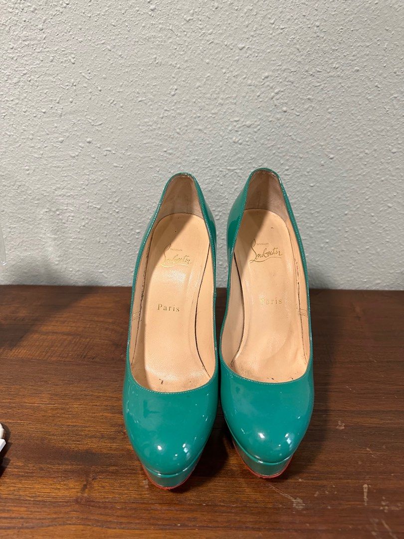 38.5 louboutin size sales