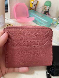 由 a906424 (刊登 ID 1261361720，圖片 1) 提交，位於 的 (類別：)，說明：。