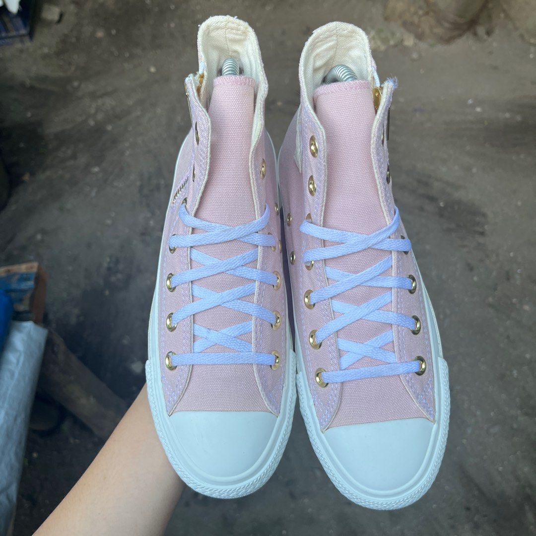 CONVERSE CHUCK TAYLOR HEART PATCH Women s Fashion Footwear
