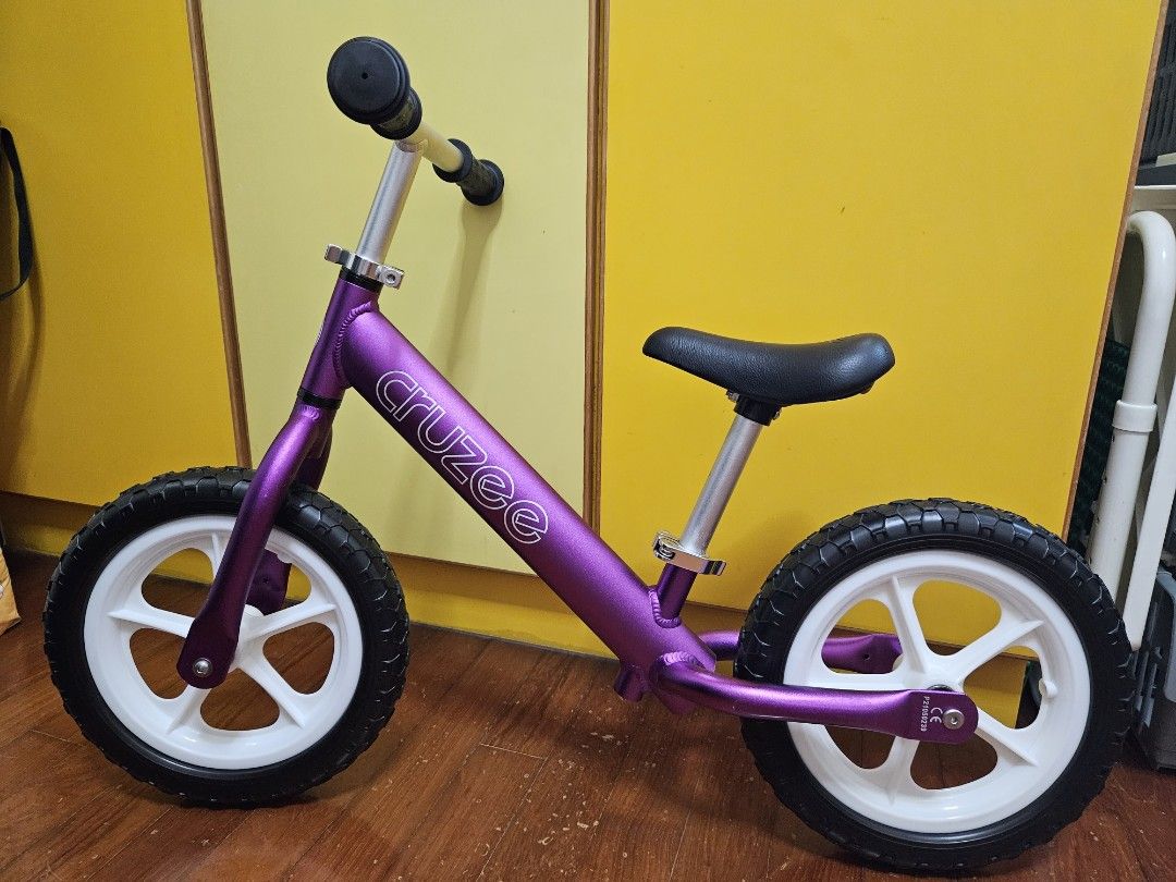Cruzee balance top bike purple