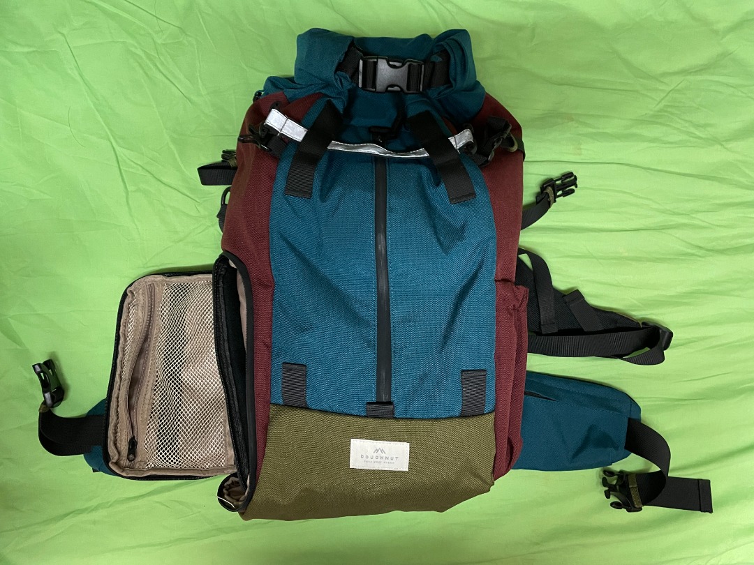Doughnut TRAVELER SPECIAL 35L Backpack, 男裝, 袋, 背包 Carousell
