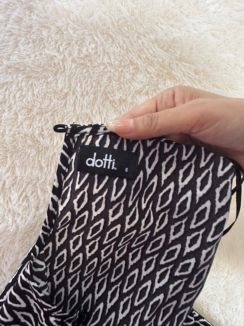 Dress merk DOTTI Australia size